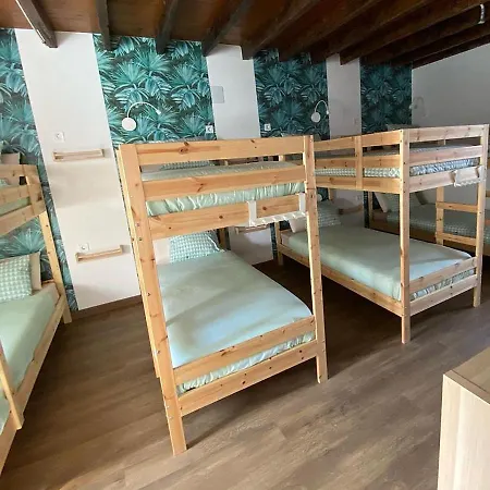 Cocos Surfhouse San Juan De La Arena