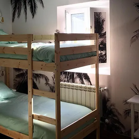 Cocos Surfhouse La Arena