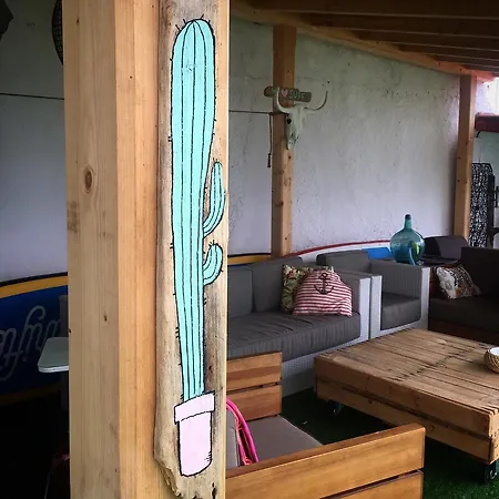 旅馆 Cocos Surfhouse