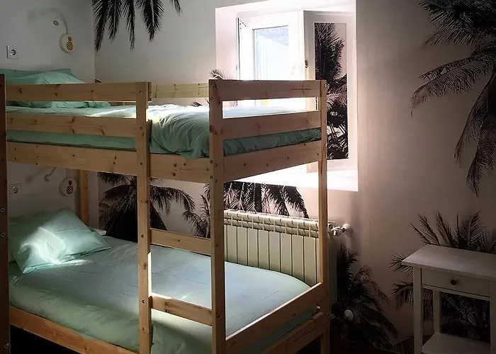 Cocos Surfhouse La Arena