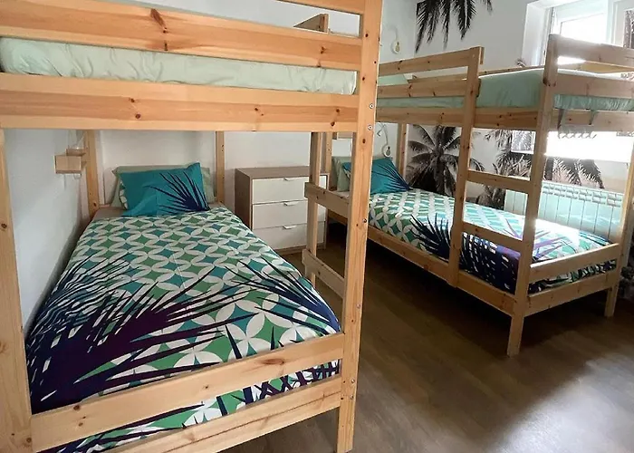 Cocos Surfhouse La Arena