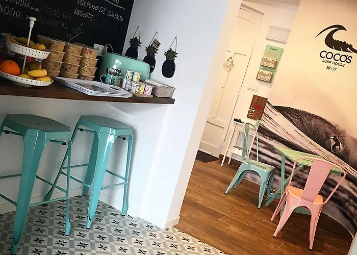 Cocos Surfhouse La Arena