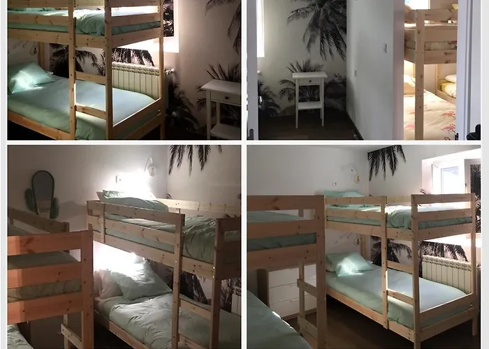 Cocos Surfhouse Hostal