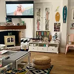 Cocos Surfhouse Vandrarhem La Arena