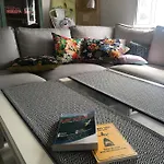 Cocos Surfhouse