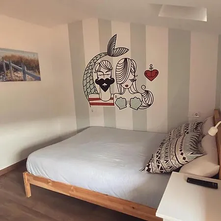 Хостел Cocos Surfhouse San Juan De La Arena