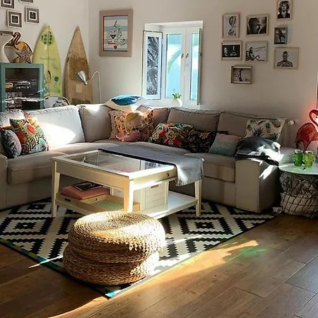 Хостел Cocos Surfhouse San Juan De La Arena