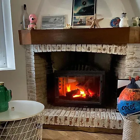 Cocos Surfhouse * San Juan De La Arena